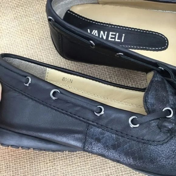 Vaneli Womens Leather Driving Loafers Moccasin Shoes Black Size 8.5N - Picture 8 of 8